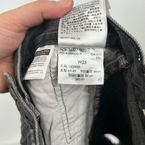 Levi’s 501 High Rise Button Fly Distressed Denim Shorts - Picture 7 of 7